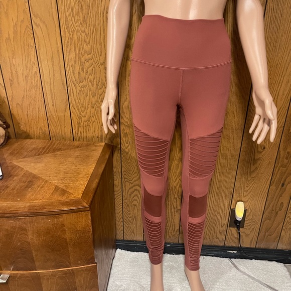 ALO" Yoga Moto Leggings -High Waist - Picture 15 of 16